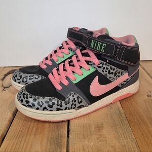 Nike Black and Pink Leopard Print Sneakers